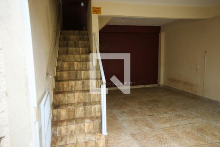 Casa à venda com 270m², 6 quartos e 3 vagas Casa à venda com 270m², 6 quartos e 3 vagasÁrea comum