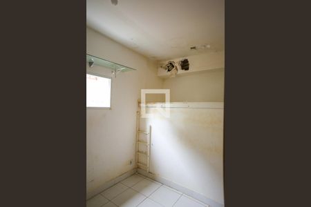 Casa à venda com 270m², 6 quartos e 3 vagas Casa à venda com 270m², 6 quartos e 3 vagasQuarto 3