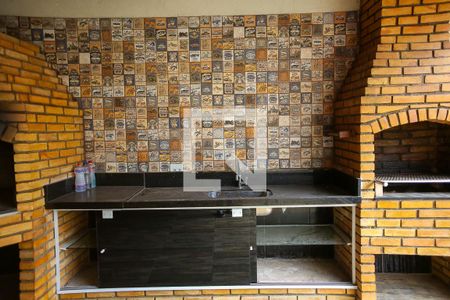 Casa à venda com 270m², 6 quartos e 3 vagas Casa à venda com 270m², 6 quartos e 3 vagasChurrasqueira