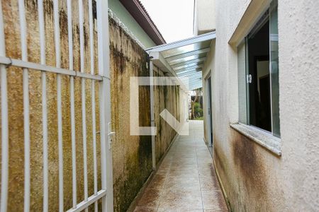 Casa à venda com 270m², 6 quartos e 3 vagas Casa à venda com 270m², 6 quartos e 3 vagascorredor