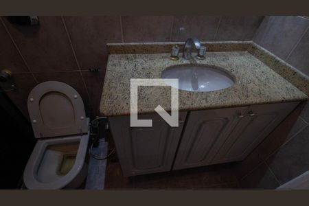 Apartamento à venda com 150m², 4 quartos e 3 vagasBanheiro 