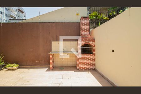 Apartamento à venda com 150m², 4 quartos e 3 vagasChurrasqueira