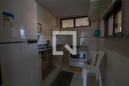 Apartamento à venda com 150m², 4 quartos e 3 vagasCozinha do Salão de Festas