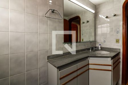 Apartamento para alugar com 190m², 3 quartos e 5 vagasBanheiro da Suíte 2