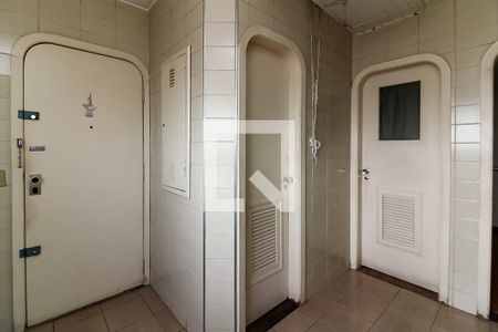 Apartamento para alugar com 190m², 3 quartos e 5 vagasÁrea de Serviço