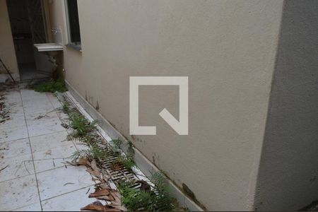 Casa de condomínio à venda com 63m², 3 quartos e 1 vagaÁrea de Serviço