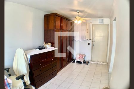 Apartamento para alugar com 27m², 1 quarto e sem vagaSala/Quarto