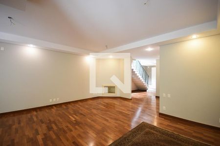 Casa de condomínio à venda com 300m², 4 quartos e sem vagaSala