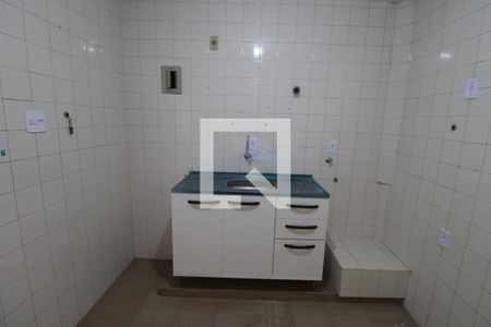 Apartamento para alugar com 64m², 2 quartos e sem vagaCozinha - Armários