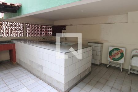 Apartamento para alugar com 64m², 2 quartos e sem vagaÁrea comum - Salão de festas