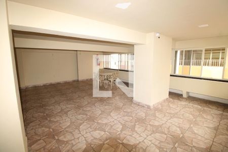 Apartamento para alugar com 64m², 2 quartos e sem vagaÁrea comum