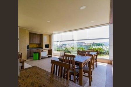 Apartamento à venda com 2 quartos, 65m² em Pari, São Paulo