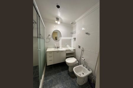 Apartamento à venda com 112m², 2 quartos e sem vagaBanheiro da Suíte