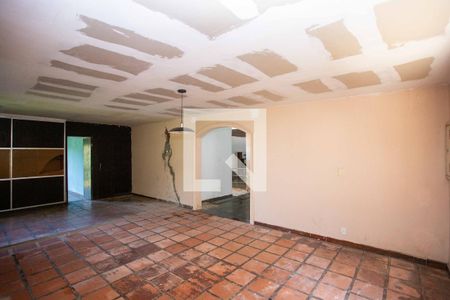 Sala de Estar de casa à venda com 3 quartos, 800m² em Eldorado, Diadema