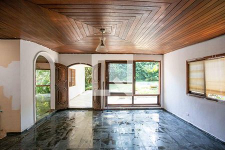 Sala de TV de casa à venda com 3 quartos, 800m² em Eldorado, Diadema