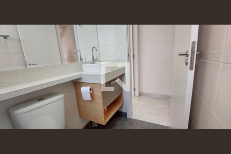 Apartamento para alugar com 84m², 3 quartos e 2 vagas Apartamento para alugar com 84m², 3 quartos e 2 vagasBanheiro 2