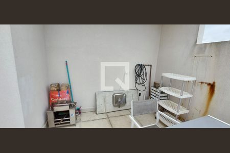 Apartamento para alugar com 84m², 3 quartos e 2 vagas Apartamento para alugar com 84m², 3 quartos e 2 vagasLavanderia
