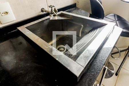 Apartamento para alugar com 60m², 2 quartos e 1 vaga Apartamento para alugar com 60m², 2 quartos e 1 vagaCozinha e Área de Serviço