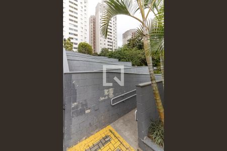 Apartamento para alugar com 60m², 2 quartos e 1 vaga Apartamento para alugar com 60m², 2 quartos e 1 vagaRampas de Acesso