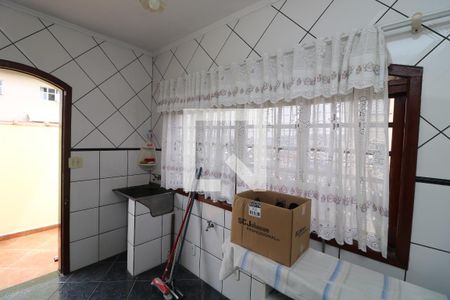 Casa à venda com 240m², 3 quartos e 2 vagasÁrea de Serviço