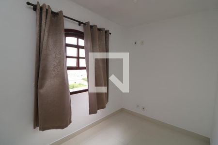 Casa à venda com 240m², 3 quartos e 2 vagasQuarto