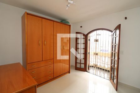 Casa à venda com 240m², 3 quartos e 2 vagasQuarto 2