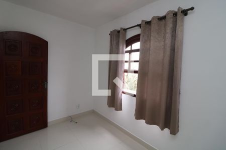 Casa à venda com 240m², 3 quartos e 2 vagasQuarto