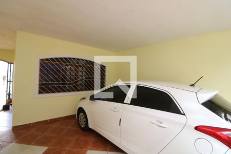 Casa à venda com 240m², 3 quartos e 2 vagasGaragem