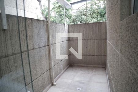 Apartamento para alugar com 80m², 2 quartos e 1 vagaQuintal