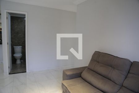 Sala de TV de apartamento para alugar com 2 quartos, 80m² em Piqueri, São Paulo