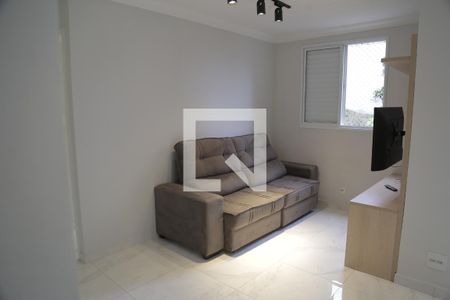 Sala de TV de apartamento para alugar com 2 quartos, 80m² em Piqueri, São Paulo