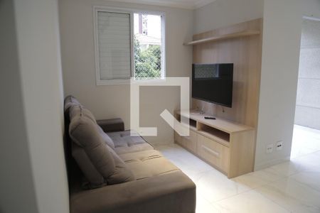 Sala de TV de apartamento para alugar com 2 quartos, 80m² em Piqueri, São Paulo