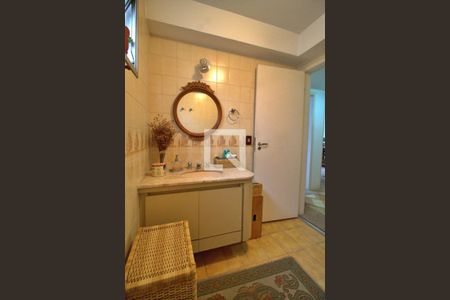 Apartamento à venda com 144m², 3 quartos e 2 vagasBanheiro da Suíte 1