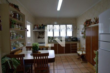 Apartamento à venda com 144m², 3 quartos e 2 vagasCozinha 