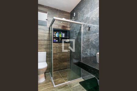 Casa à venda com 150m², 3 quartos e 2 vagasBanheiro