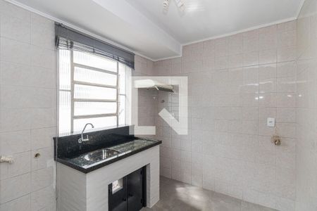 Cozinha de apartamento para alugar com 1 quarto, 34m² em Vila Ipiranga, Porto Alegre