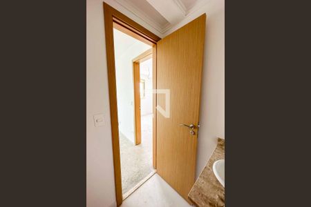 Apartamento à venda com 186m², 3 quartos e 1 vaga Apartamento à venda com 186m², 3 quartos e 1 vagaLavabo