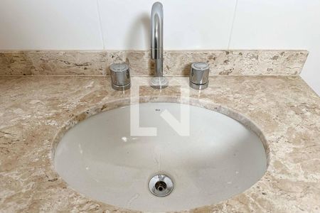 Apartamento à venda com 186m², 3 quartos e 1 vaga Apartamento à venda com 186m², 3 quartos e 1 vagaBanheiro Quarto 1