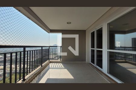 Apartamento para alugar com 120m², 3 quartos e 2 vagasVaranda 