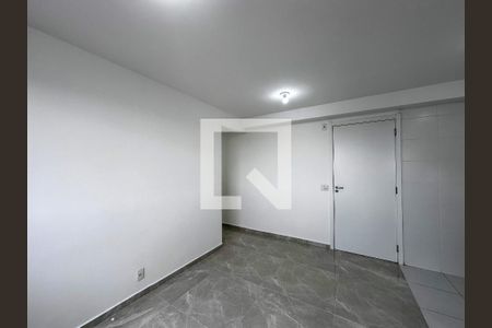 Sala de apartamento para alugar com 2 quartos, 41m² em Jardim Germânia, São Paulo