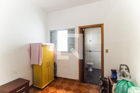 Suíte 1 de casa à venda com 3 quartos, 235m² em Vila Carmosina, São Paulo