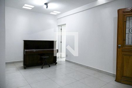 Casa à venda com 250m², 2 quartos e 4 vagasSala 3