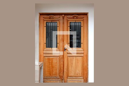 Casa à venda com 250m², 2 quartos e 4 vagasPorta Sala 3