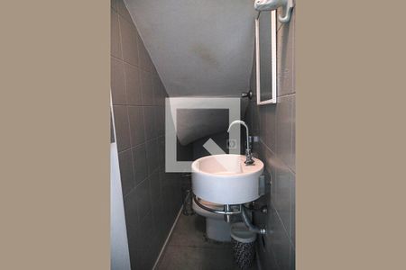 Casa à venda com 250m², 2 quartos e 4 vagasLavabo