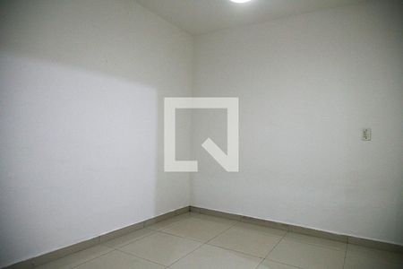 Casa à venda com 250m², 2 quartos e 4 vagasQuarto / Sala