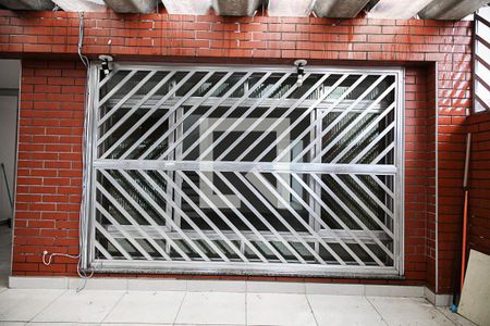 Casa à venda com 250m², 2 quartos e 4 vagasGaragem