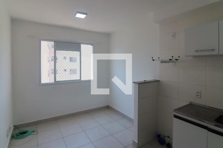 Sala/Cozinha de apartamento para alugar com 2 quartos, 32m² em Sacomã, São Paulo