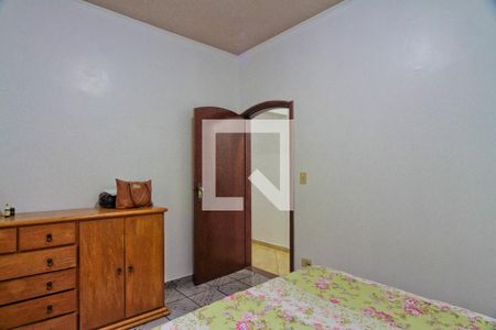 Casa à venda com 280m², 3 quartos e 3 vagas Casa à venda com 280m², 3 quartos e 3 vagasQuarto 3