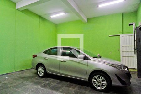 Casa à venda com 280m², 3 quartos e 3 vagas Casa à venda com 280m², 3 quartos e 3 vagasGaragem