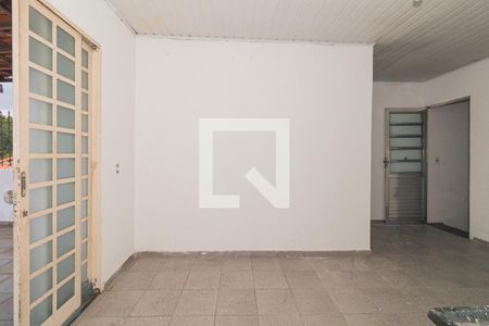 Casa à venda com 125m², 3 quartos e 2 vagas Casa à venda com 125m², 3 quartos e 2 vagasCozinha e Área de Serviço 2
